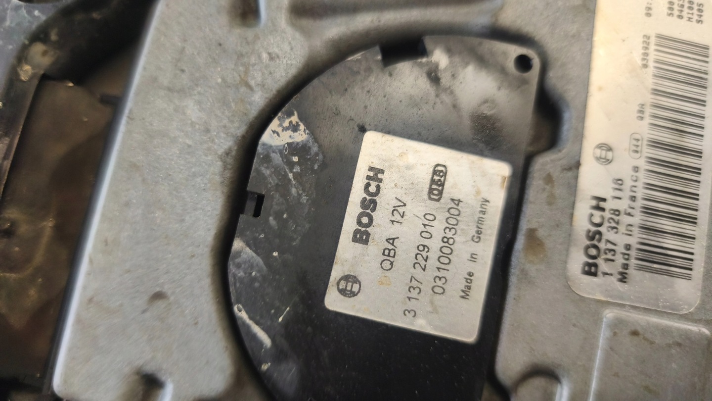 Ventola radiatore VOLVO XC90 e 2003r 2.6B 0130706803