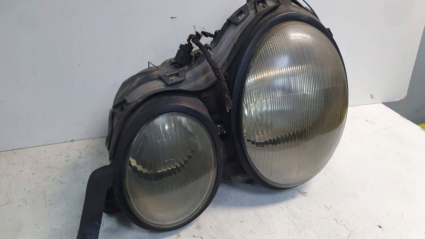light front left MERCEDES W210 95