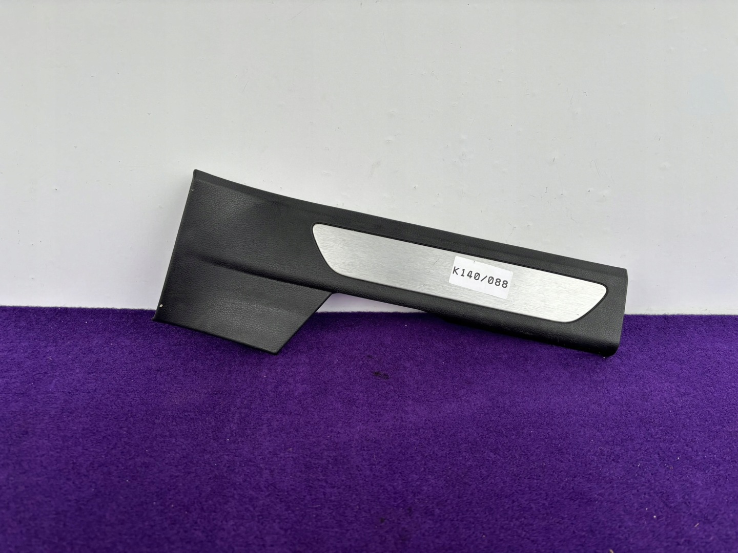 PORSCHE PANAMERA 970 moulding threshold left rear part cap 970555519 K140/088
