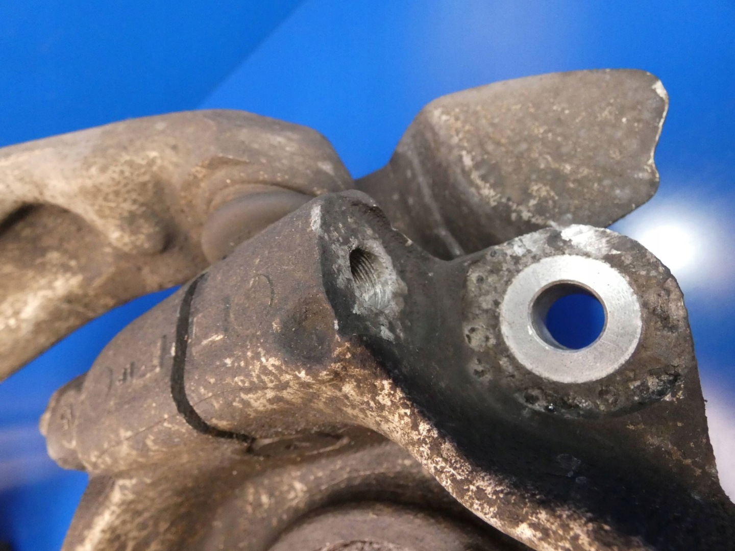 RANGE ROVER EVOQUE a L538 otoč čepu rameno pravý předek