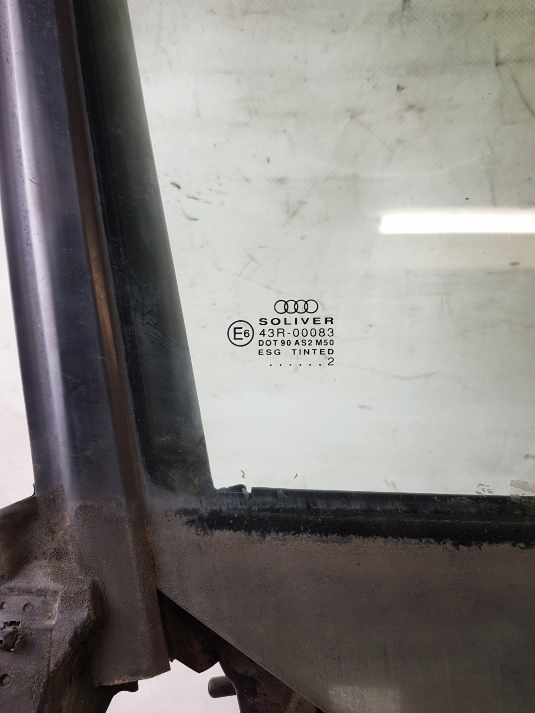 frame door window mini motor right front AUDI A6 C5 sedan 02R