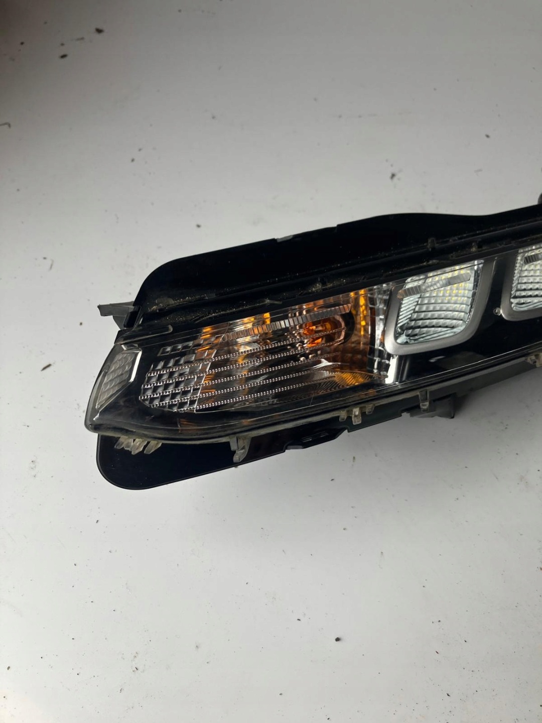 light LED DRL left front CITROEN C3 III 9823313080