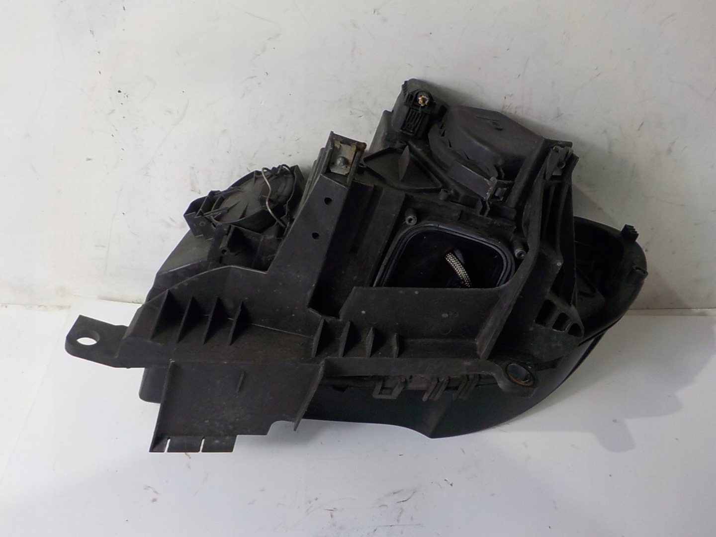 BMW X3 E83 XENON light right front front UK