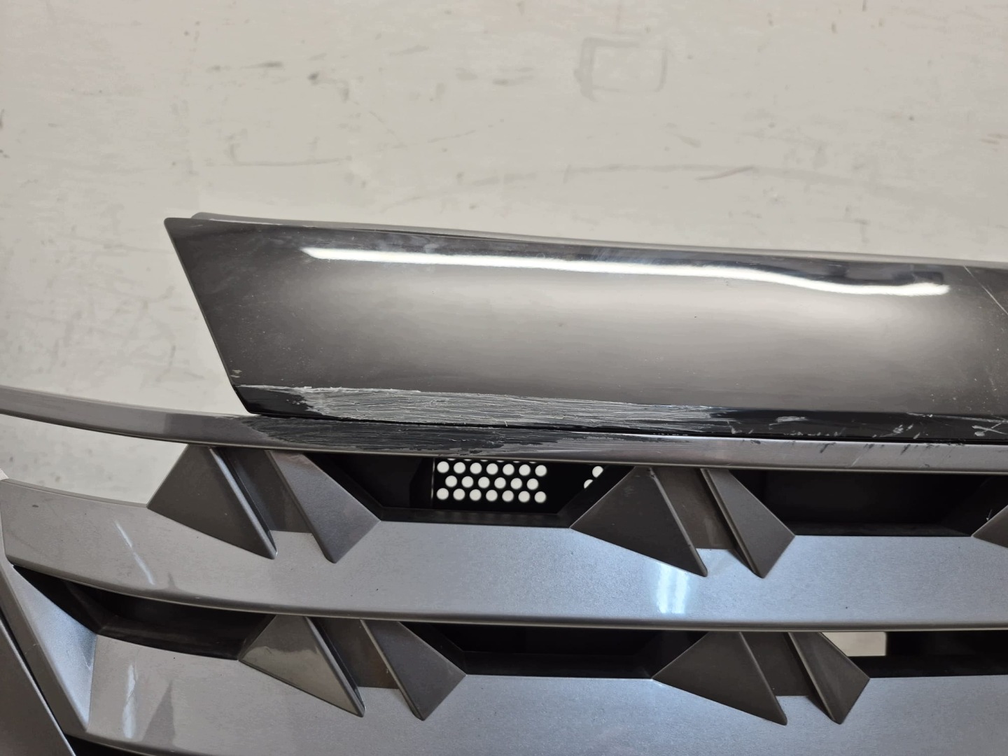 RENAULT BOREAL 25- bumper front front PDC RADAR fog light 622544176R