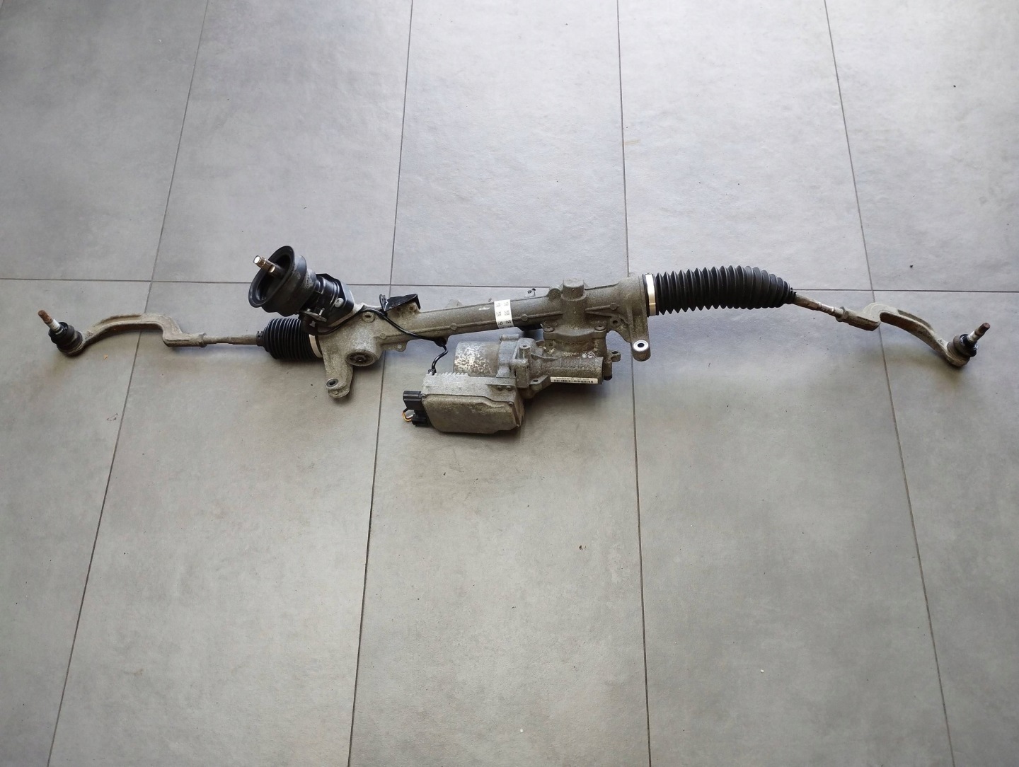 Mercedes B-KLASA W246 W242 servo control 2464604501