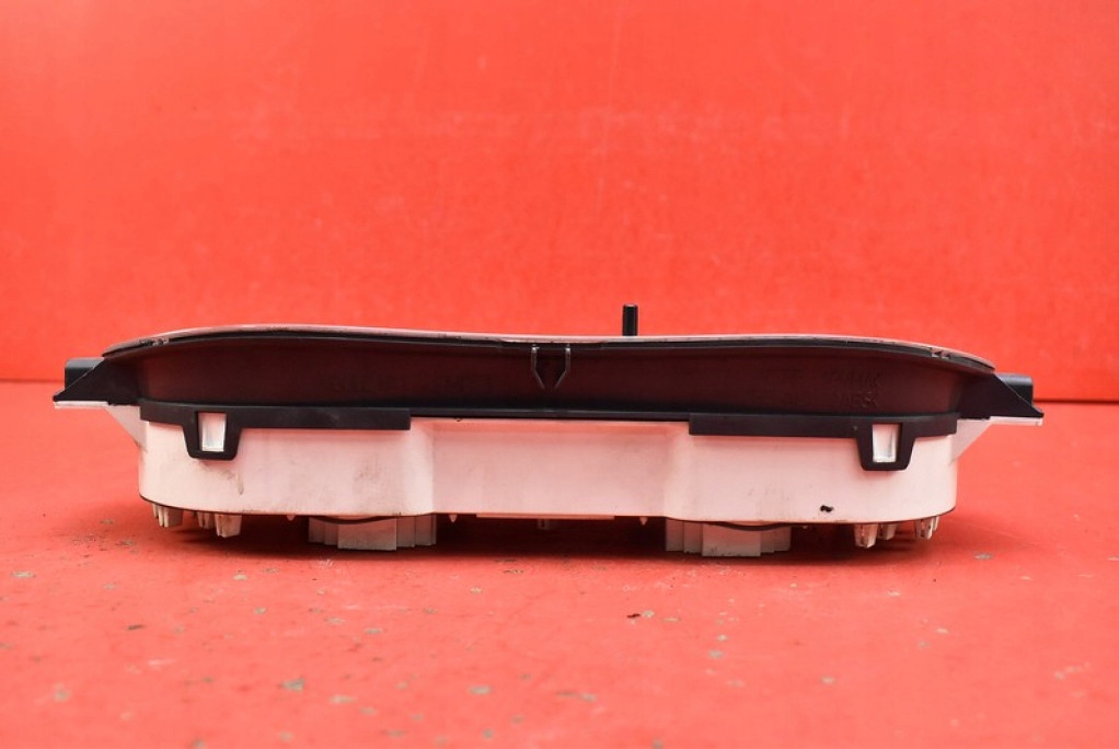 dials dials EU 07021623939 RENAULT CLIO 2 II 1.4 8V 75 KM 98-05