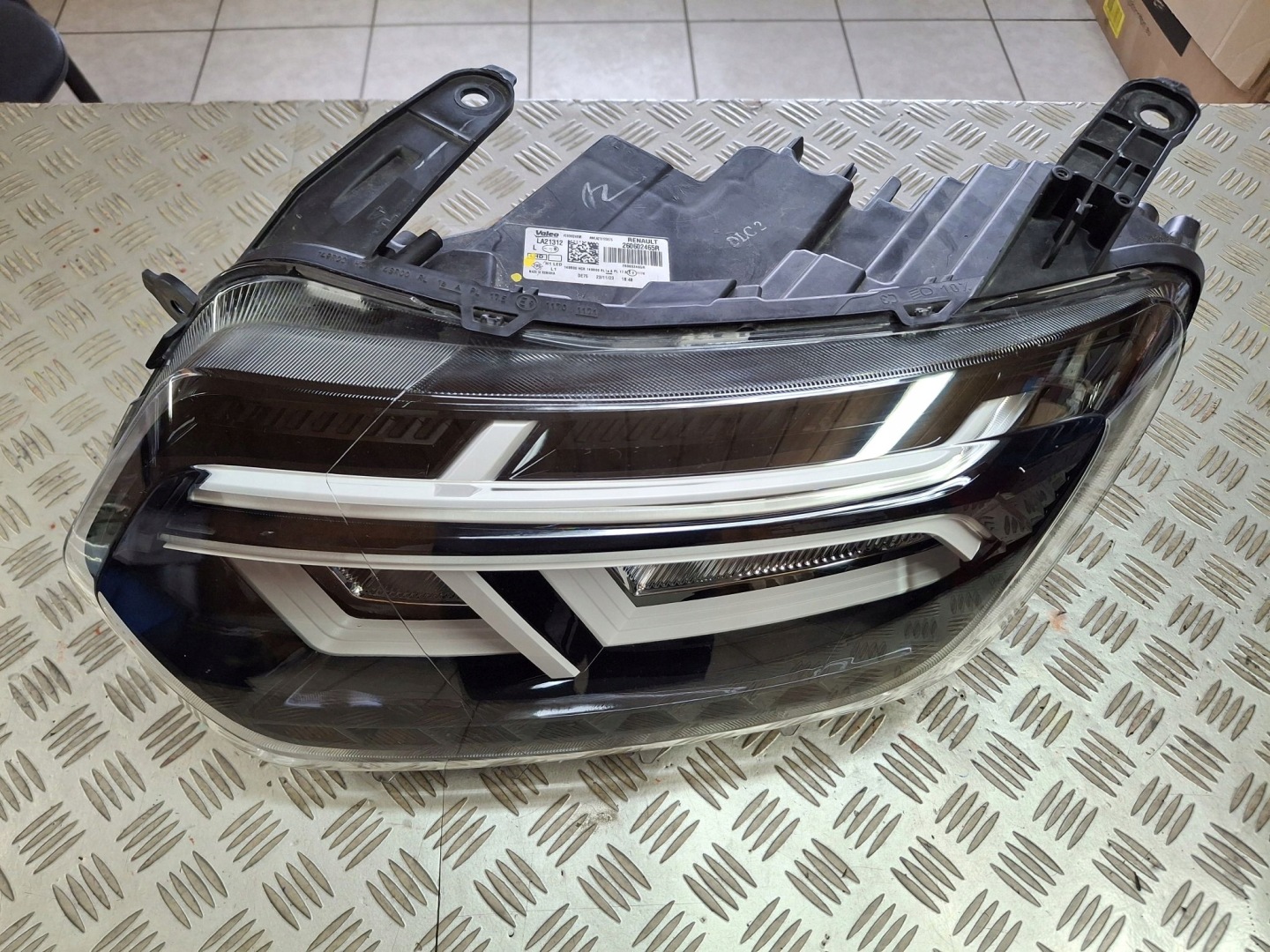 light left front FULL LED DACIA DUSTER II LIFT 2022R->2024R