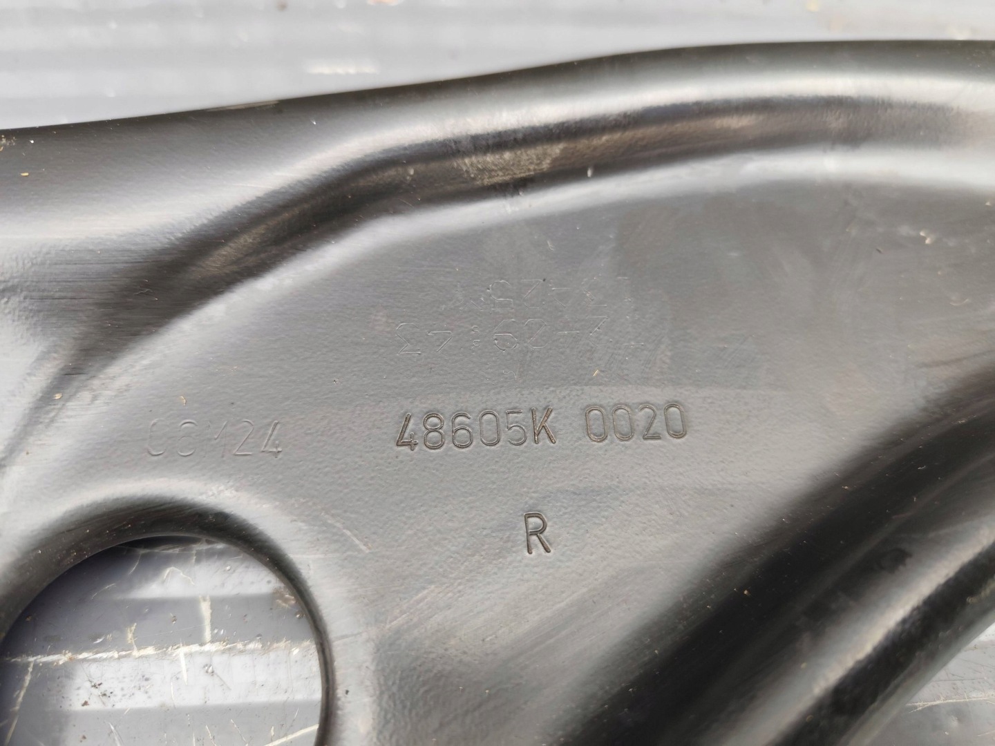 TOYOTA YARIS IV Querlenker rechts