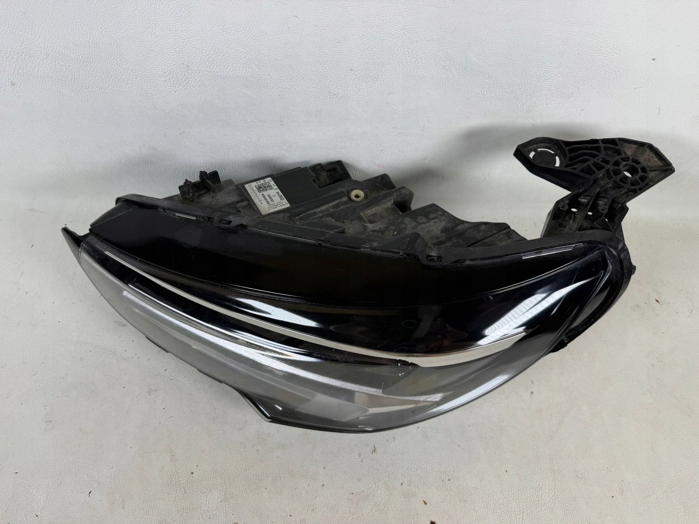 Opel Corsa F 18- Full LED light left front front
