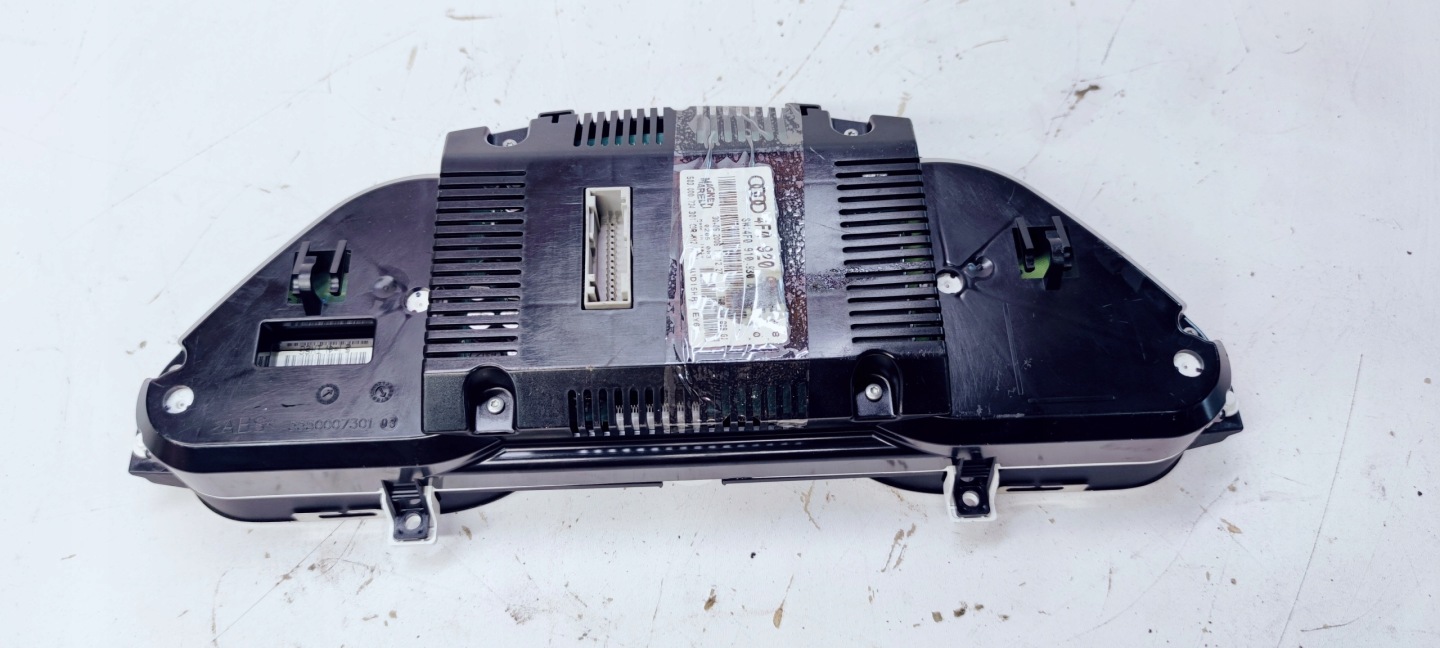 dials dials AUDI A6 C6 petrol 4F0920981E UK