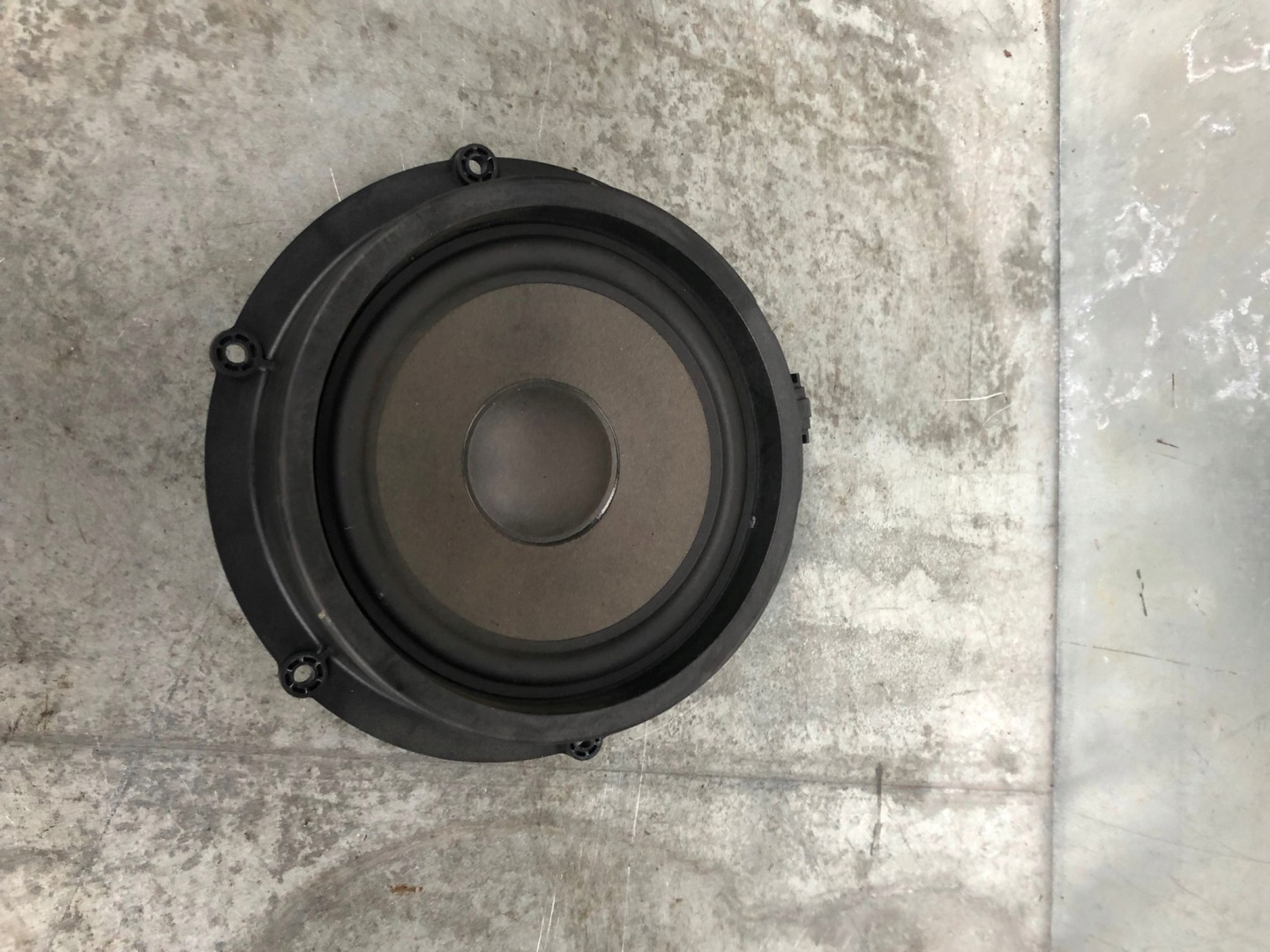speaker door rear CAYENNE 7P 7P5035710A