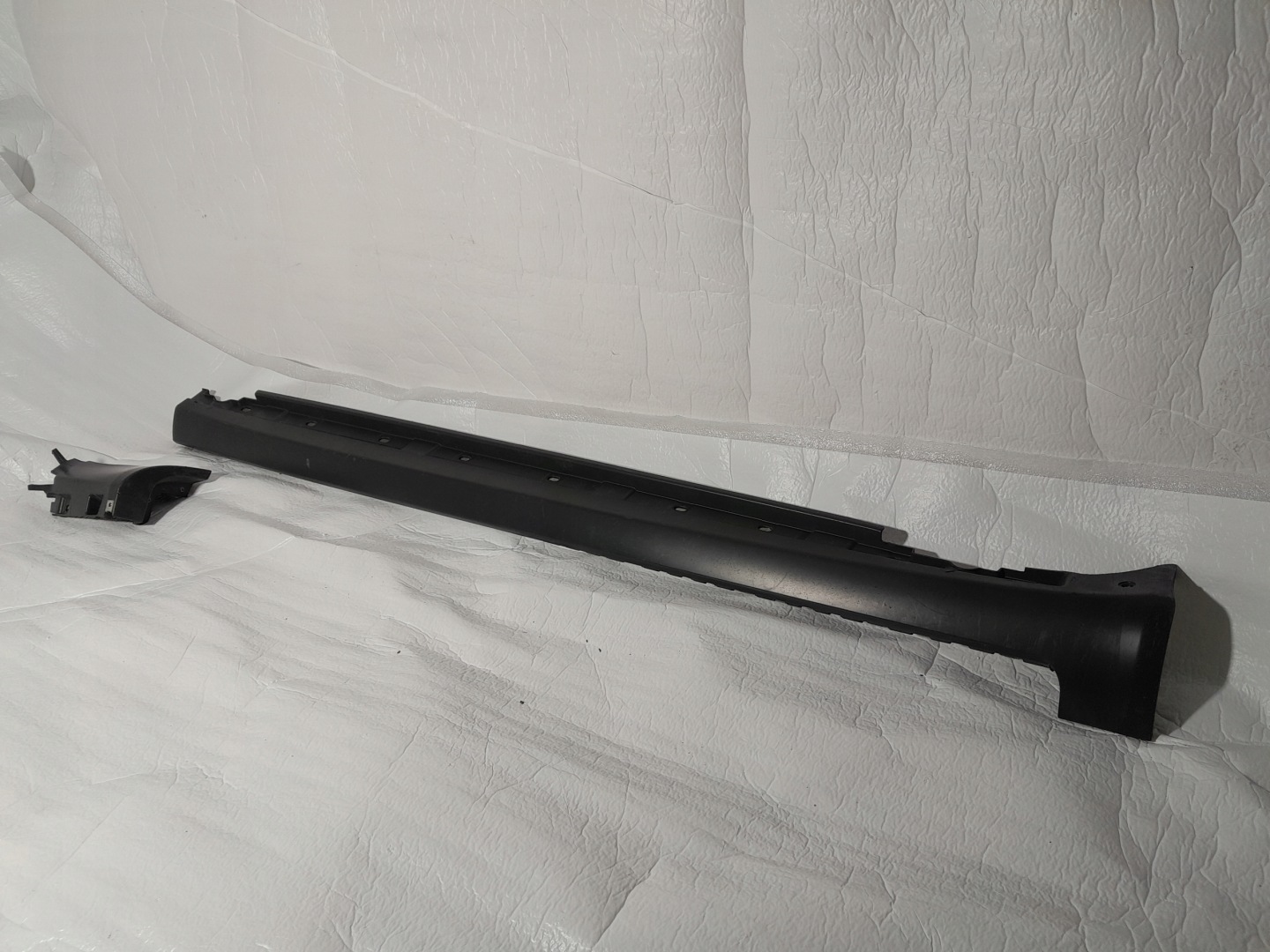 AUDI A4 B7 lišta krytka PRAHU 8E0853579B 8E0853859