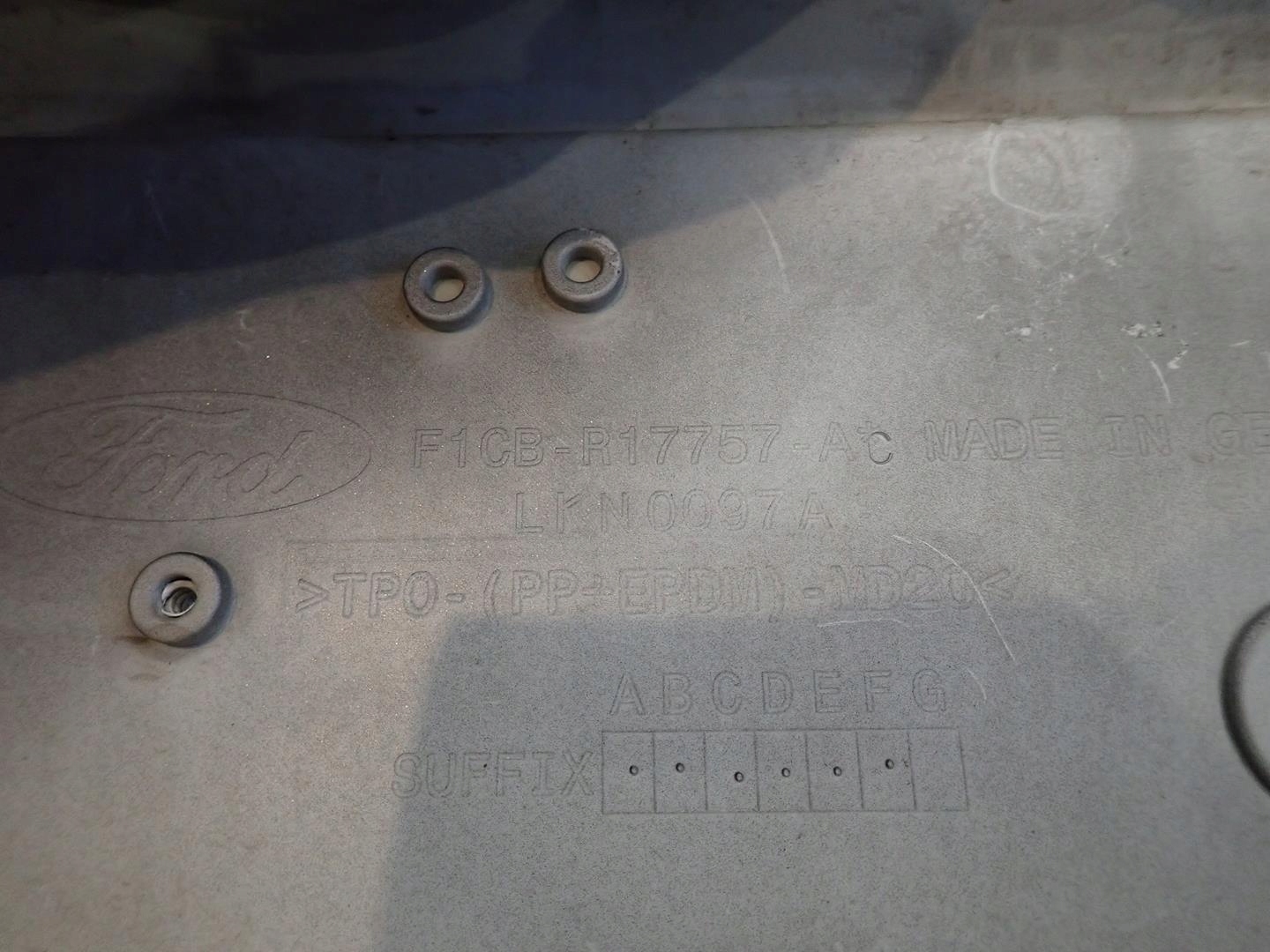 nárazník předek přední FORD C-MAX MK2 LIFT 2015