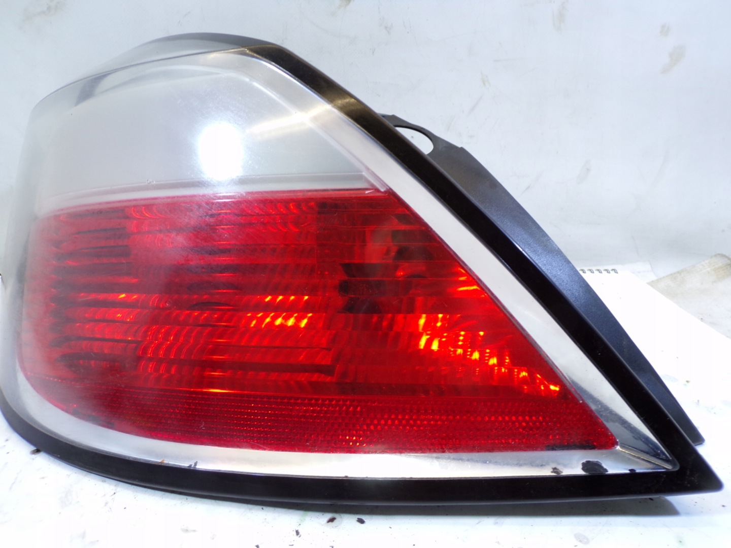 light rear rear part left OPEL ASTRA H HB (5) (K)