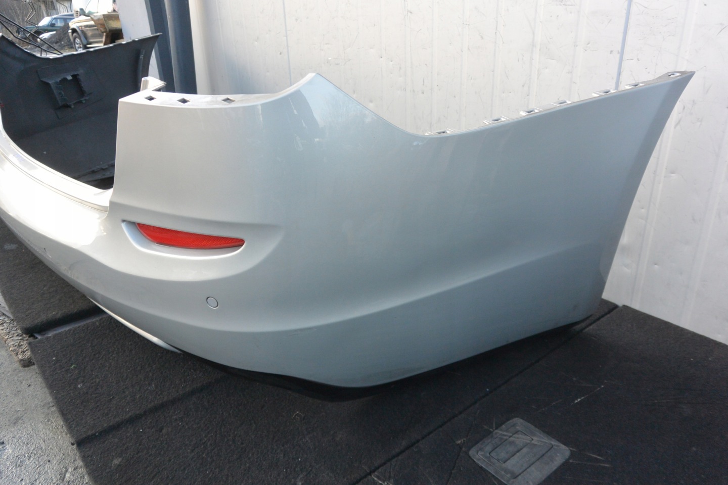 MASERATI QUATTROPORTE VI bumper rear part 513A KPL PDC