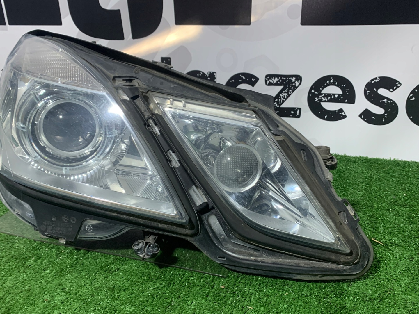 EU MERCEDES E class 212 light REFLEKTOR XENON right right W212 a2128201039