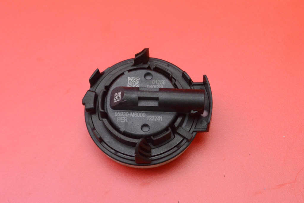 impact sensor left front 95930-M6000 KIA SPORTAGE 5 V 21-25