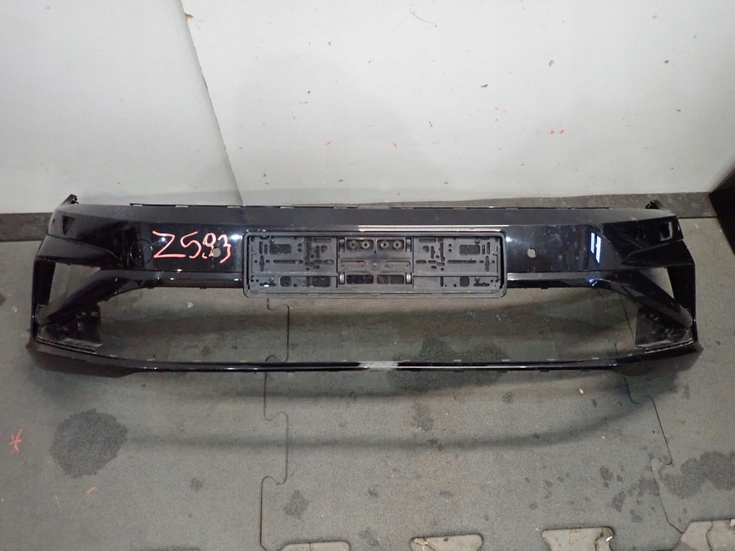 bumper front front VW GOLF SPORTSVAN LIFT 17
