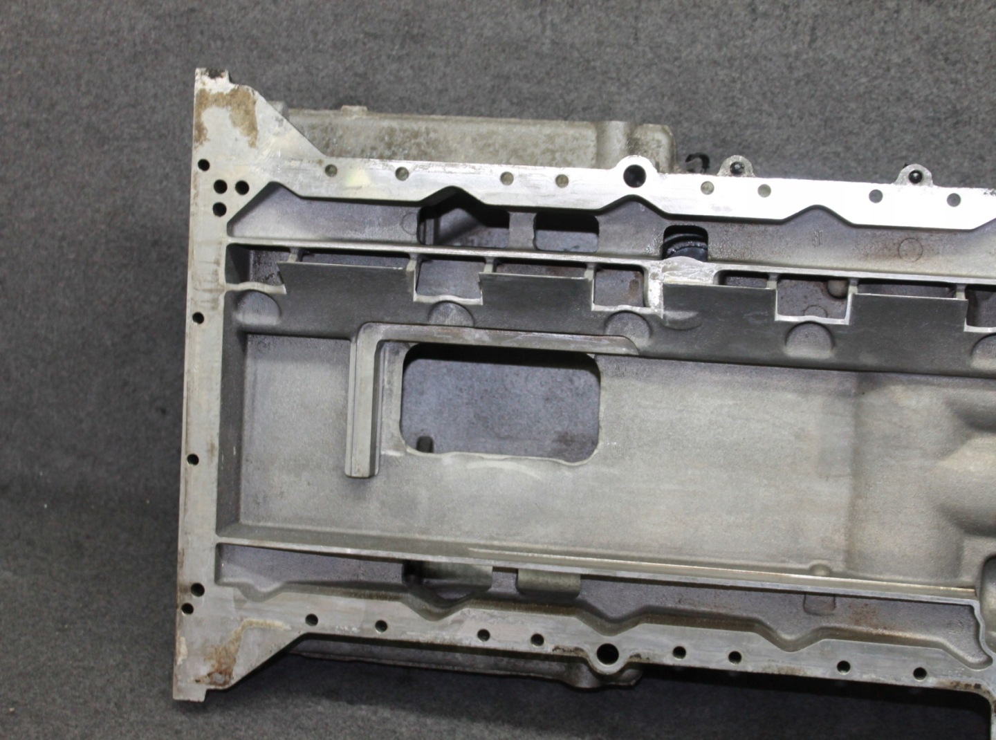 BMW E60 E63 M5 M6 S85B50A V10 5.0i - Ölwanne 7840542