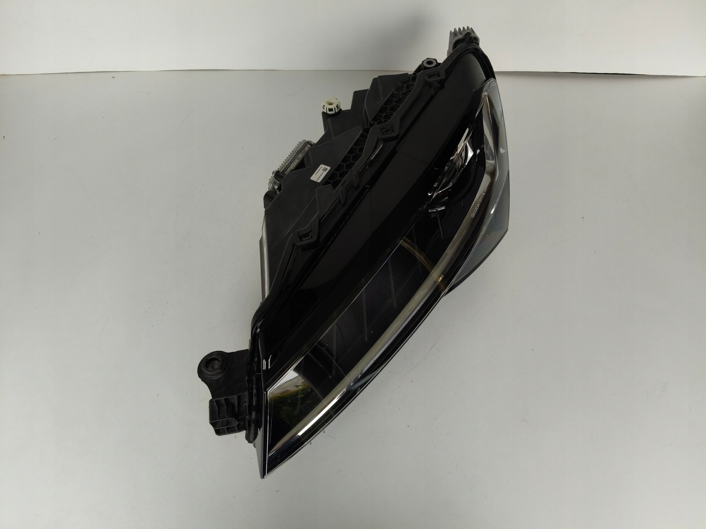 light left REFLEKTOR SKODA SUPERB III 3 3V 3V0 19- LIFT FULL LED