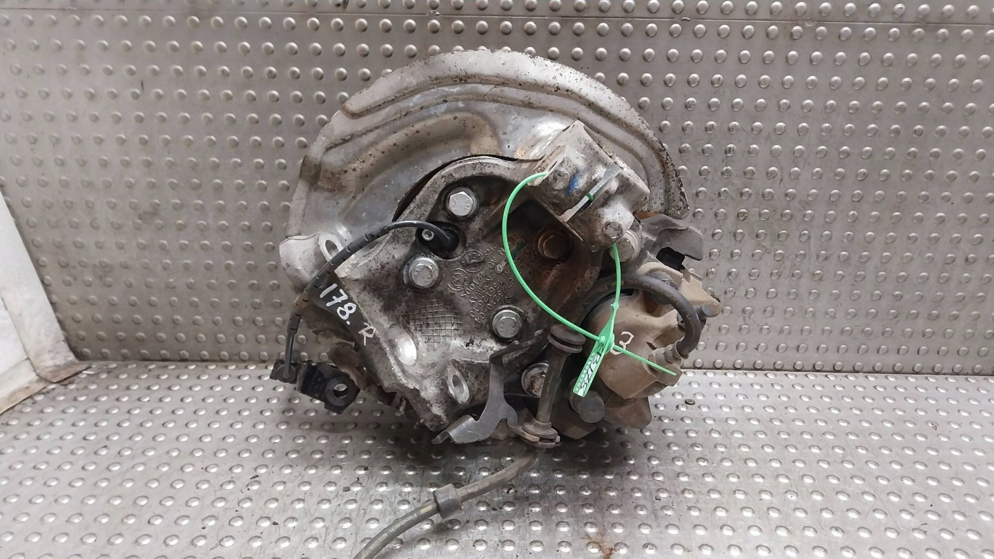 otoč čapu strmeň pravý predok 6773210 BMW E90 E91 E92 E93 E81 E82 E87
