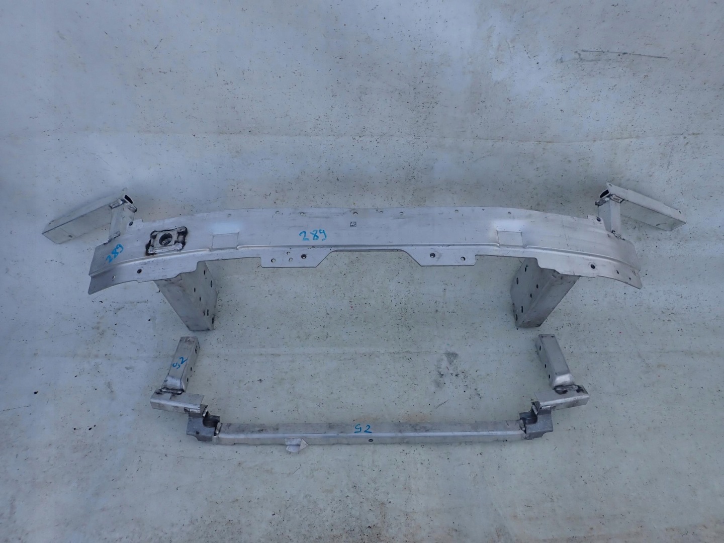 BMW X5 G05 X6 G06 18- bumper support front