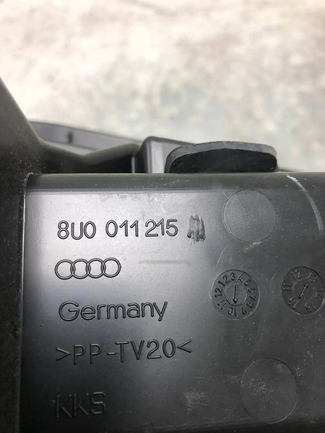 passenger compartment boot AUDI Q3 8U 8U0011215