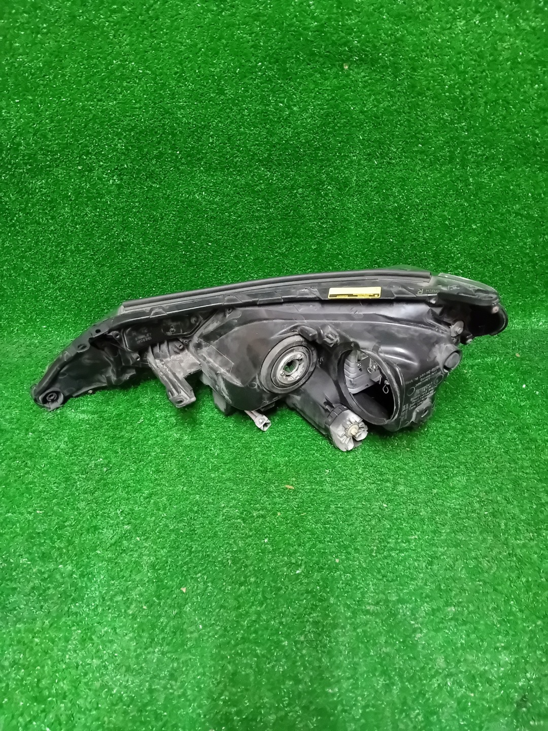REFLEKTOR right XENON TOYOTA RAV4 IV 13- NR.R
