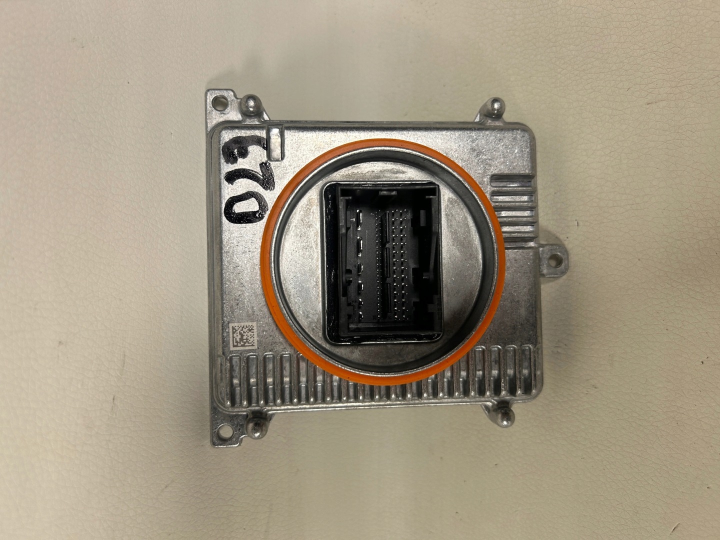 Skoda Audi Volkswagen module control unit lights 992941572CJ