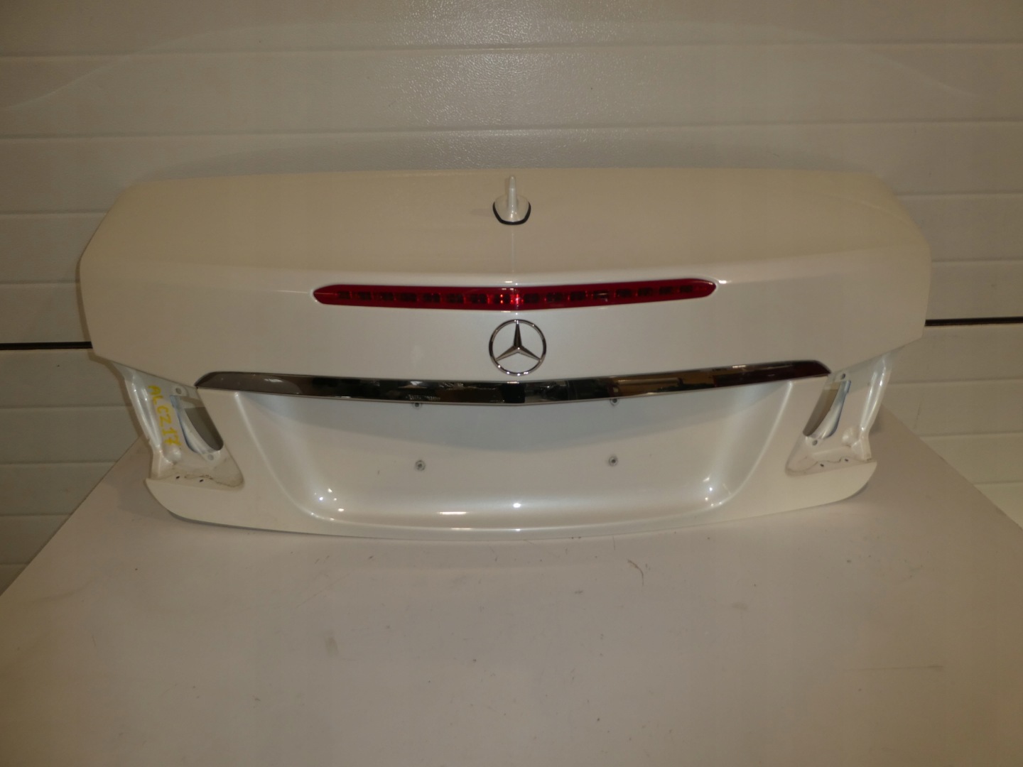 HECKKLAPPE KOFFERRAUMDECKEL MERCEDES E W207 CABRIO BIALA PERLA