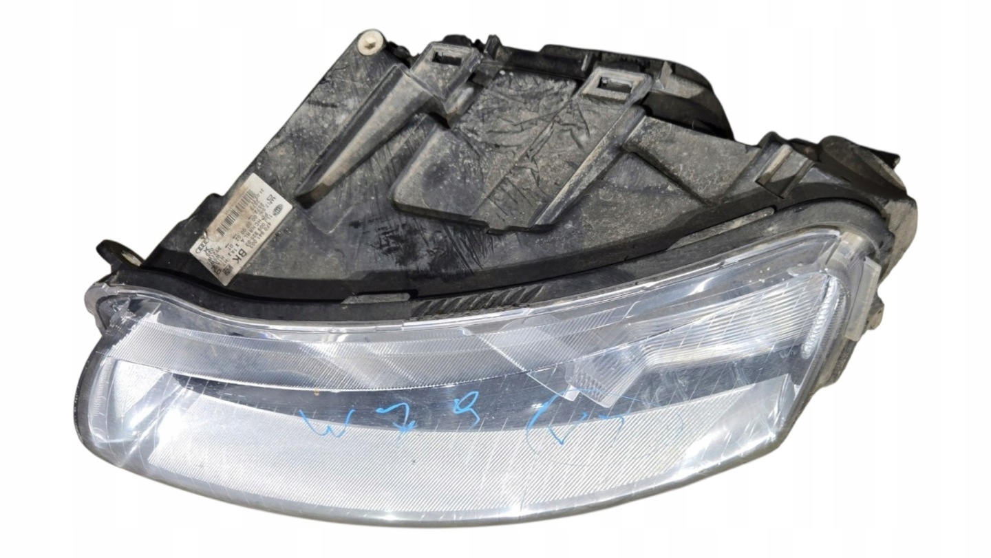 REFLEKTOR far lijevi prednji dio AUDI A6 C6 LIFT 4F0941003BK UK