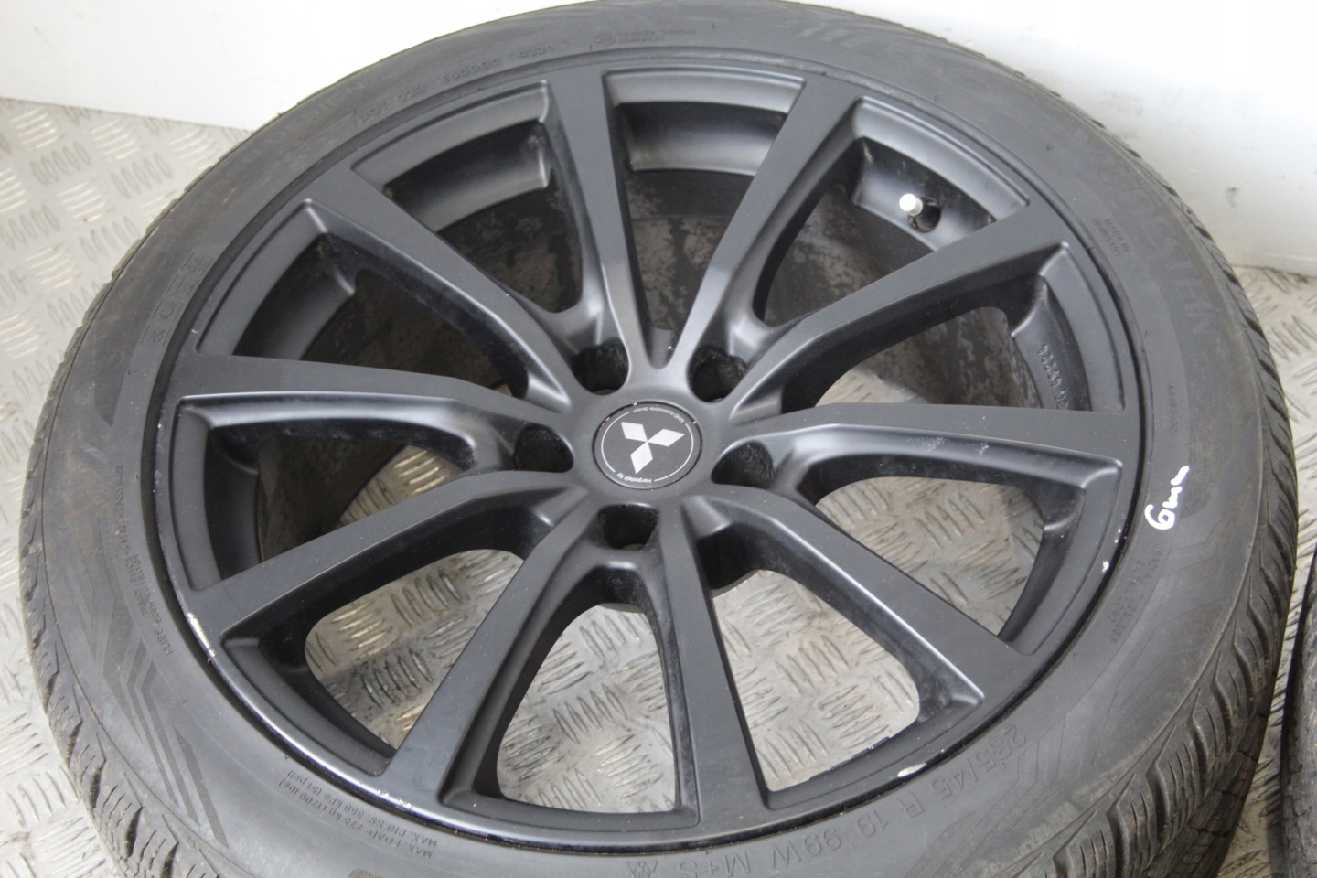 wheels discs disc 235/45 R19 OUTLANDER III 3 LIFT