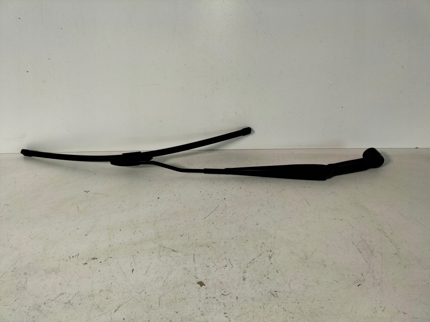 wiper arm front left MITSUBISHI SPACE STAR II 13