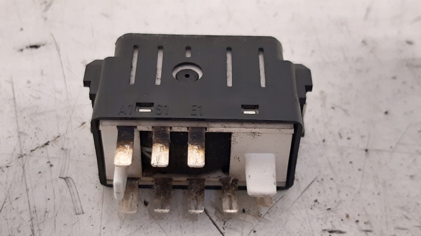 Pokretlo control balansu 1248202010 Mercedes W124