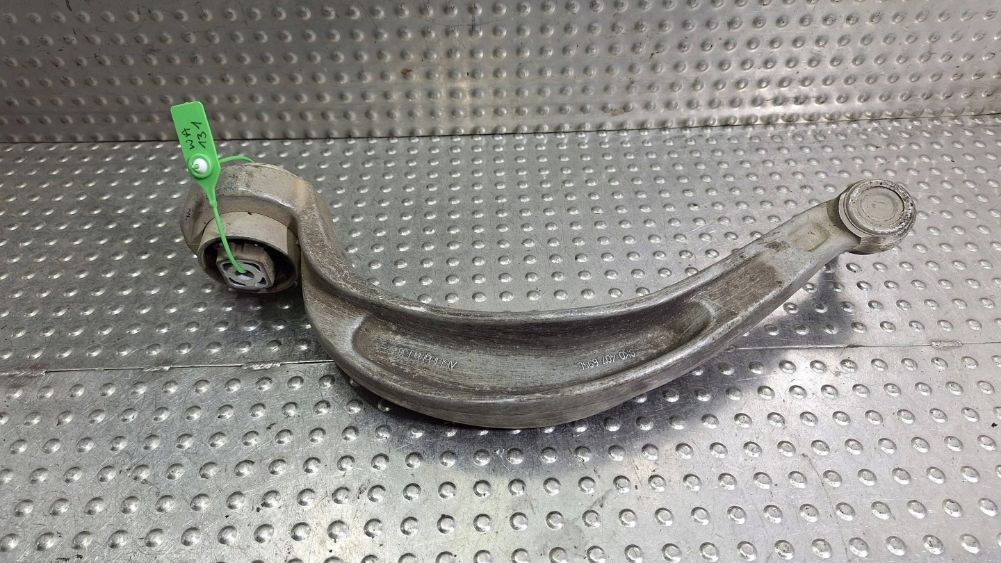 arm left front 8K0407695E AUDI A4 B8 A5 8T Q5 8R A6 C6