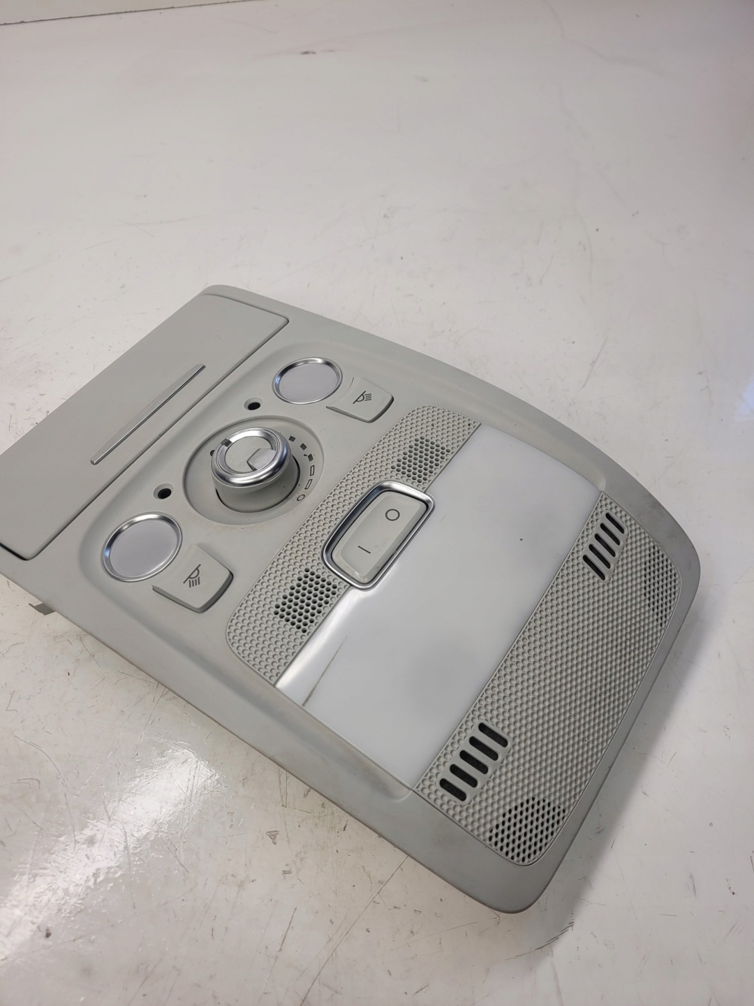 light OSWIETLENIE cabs AUDI A4 B8 A5 8T0947135F T64