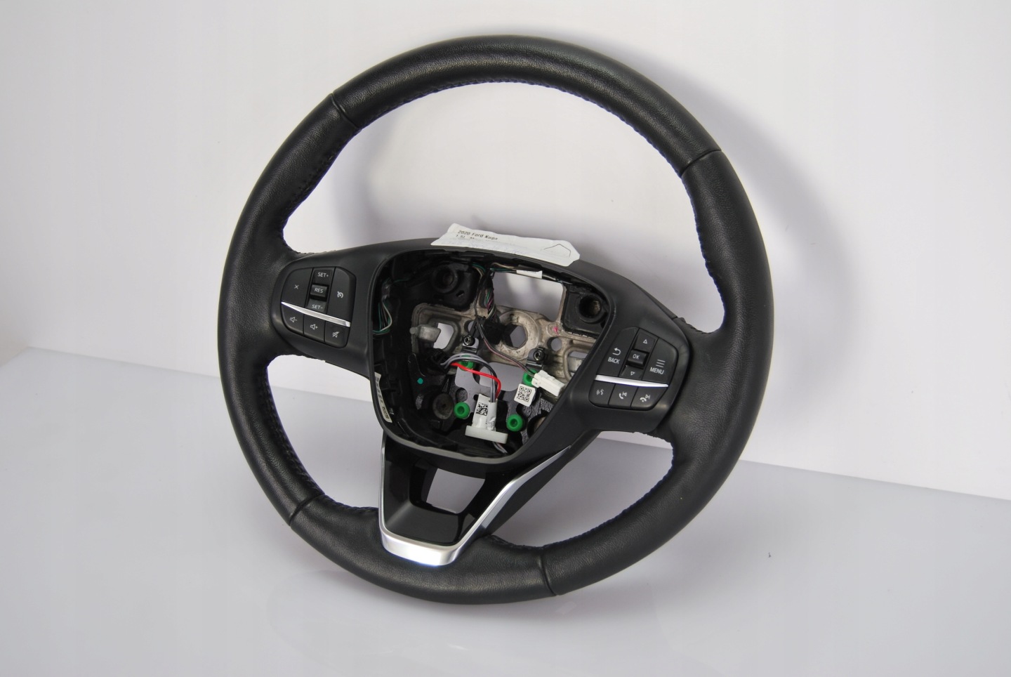 lenkrad Ford Kuga MK3 2020+ Escape USA