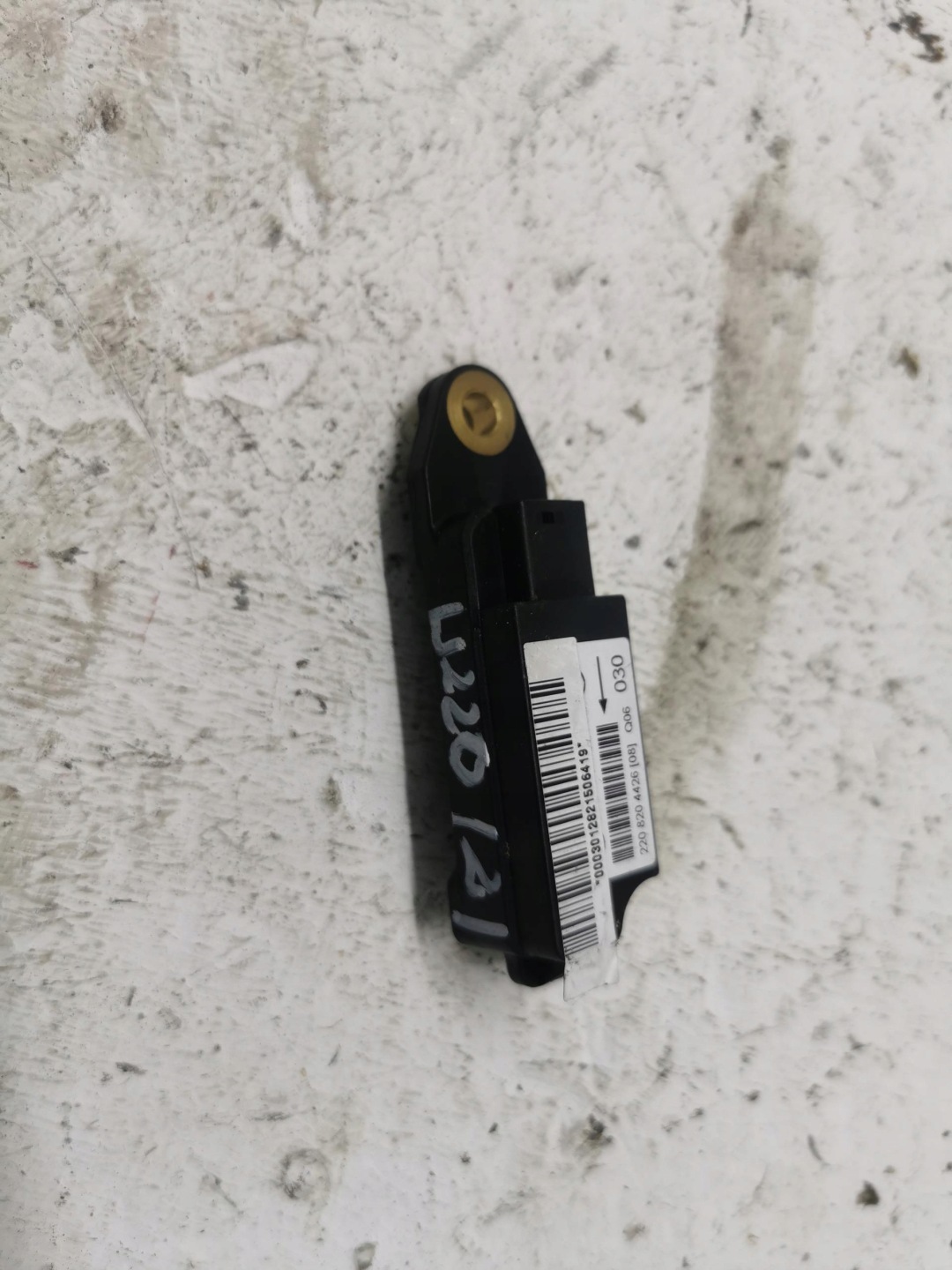 SENSOR de choc MERCEDES S-KLASA W220 2208204426
