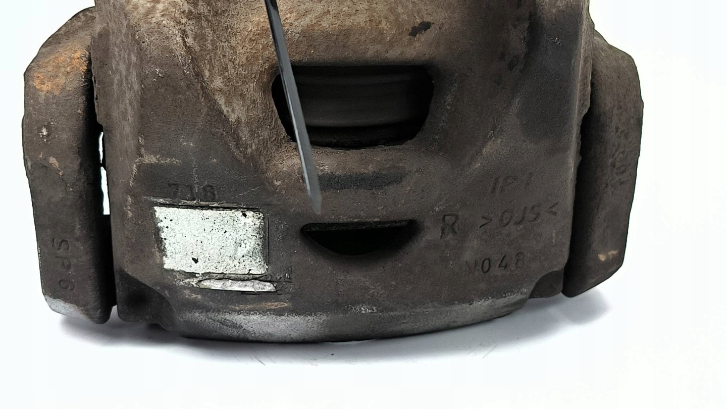 caliper brake front right 1.6 HDI PEUGEOT 5008 and