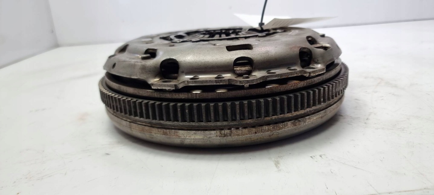 clutch SKODA OCTAVIA III