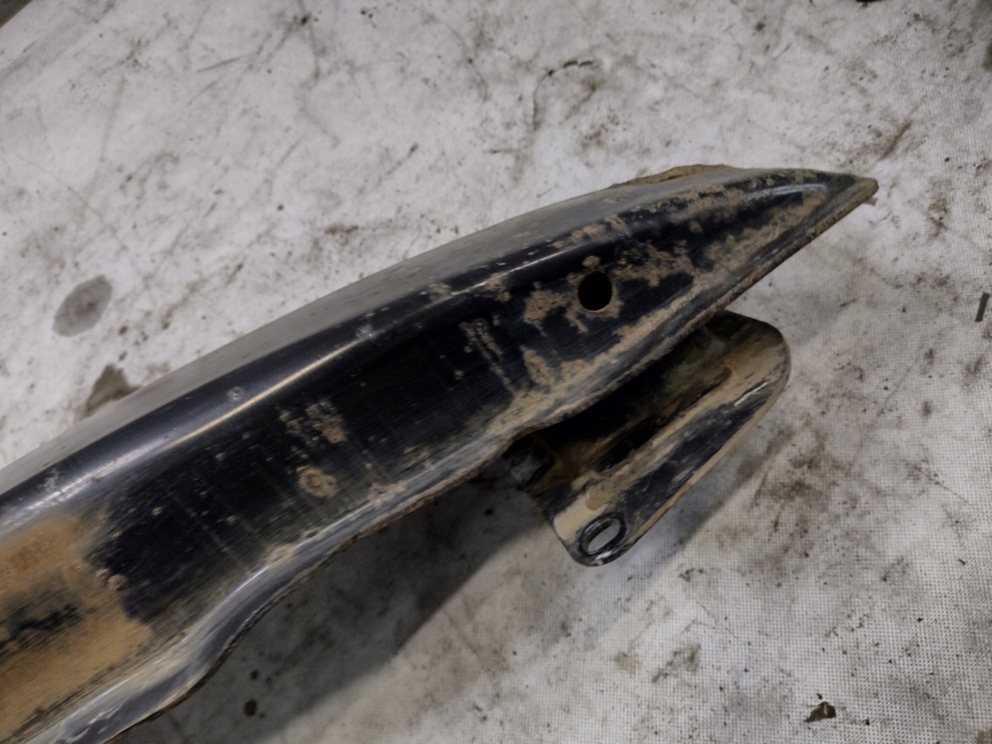 sider bumper rear part Volkswagen New Beetle 1C0807305B