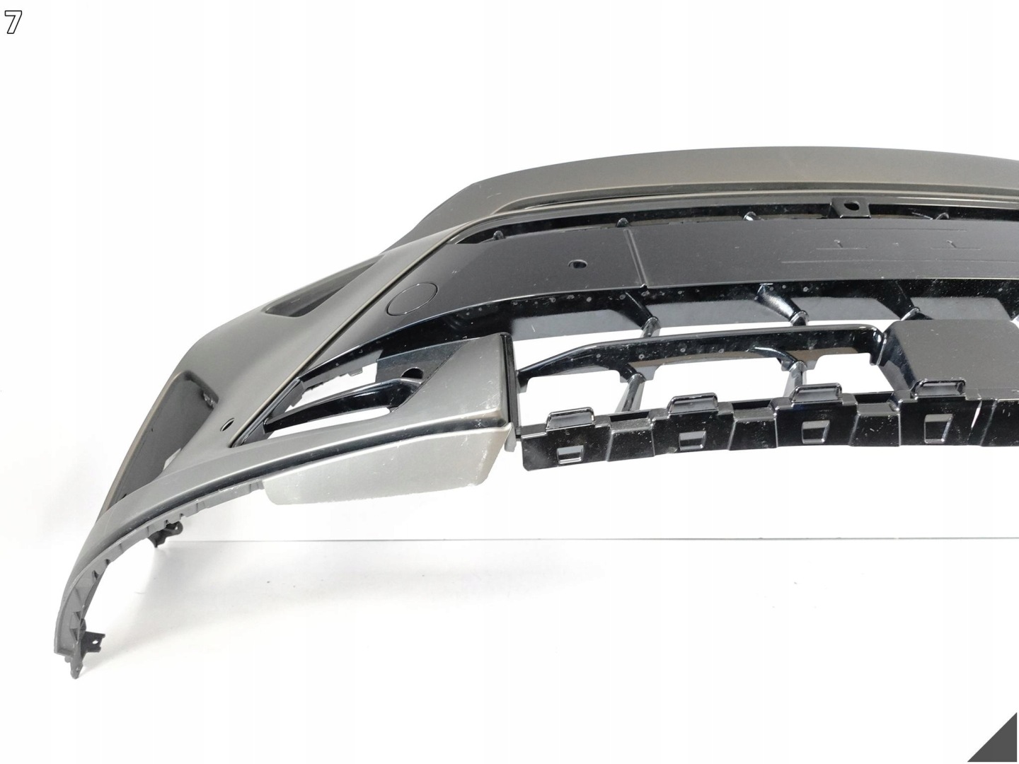 CUPRA FORMENTOR 5FF LIFT 24- bumper BUMPER grid front (KAMERA/6xPDC)