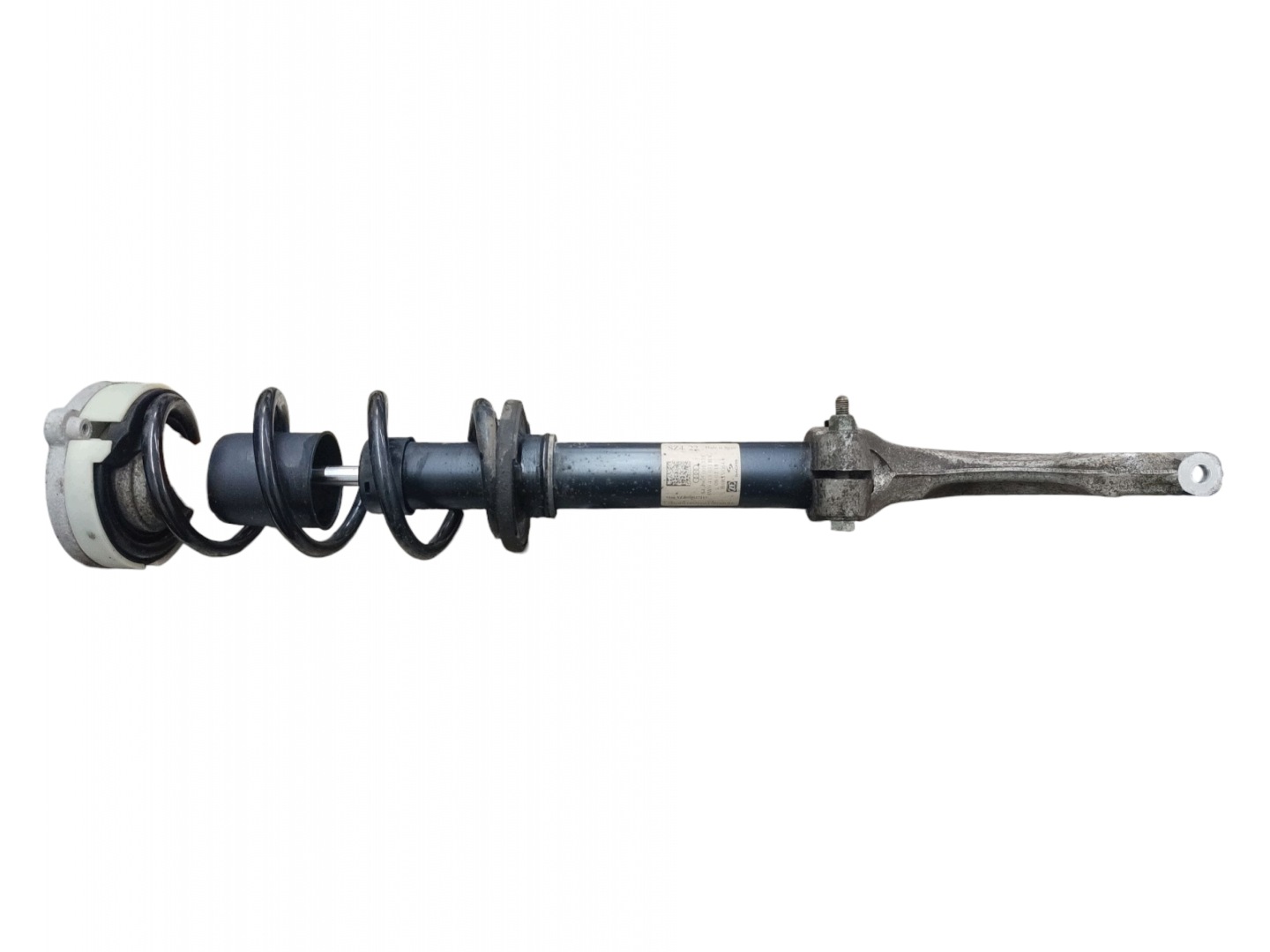 shock absorber left front AUDI A4 B9 2.0 TDI 150KM 8W0413031BA 8W0413037