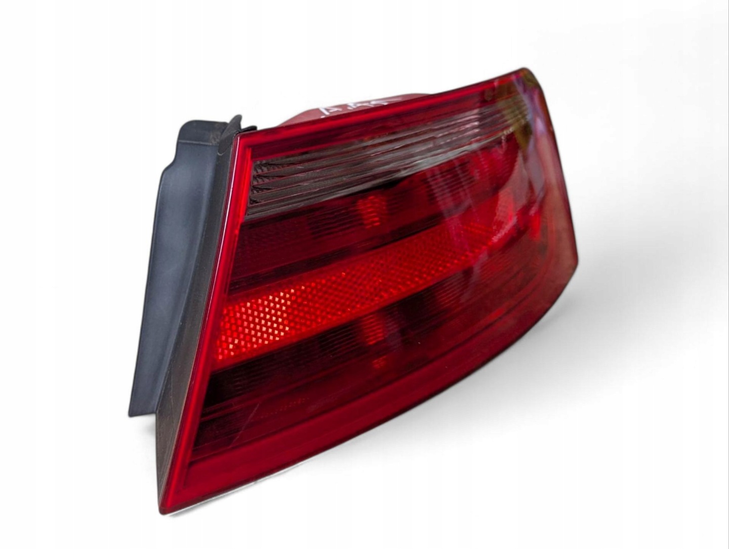 light rear right side Audi A5 8T 2007 8T0945096