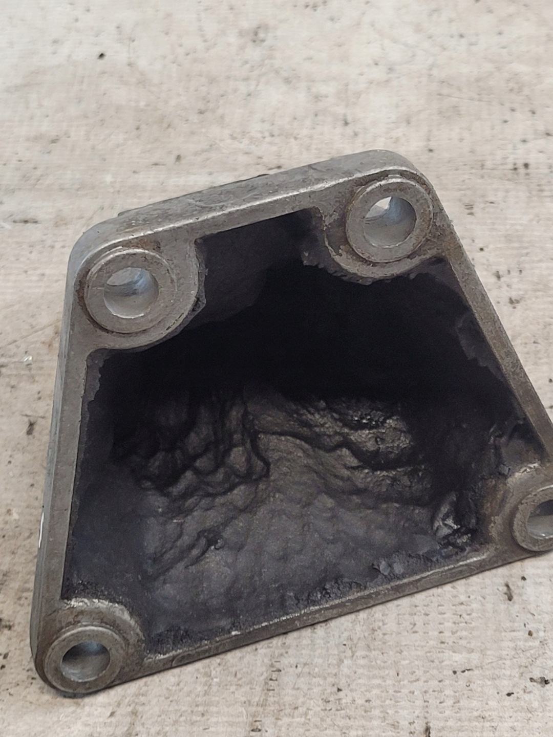 holder engine mount OE 4B0199308 AUDI A6 C5 2.5 TDI 00r.