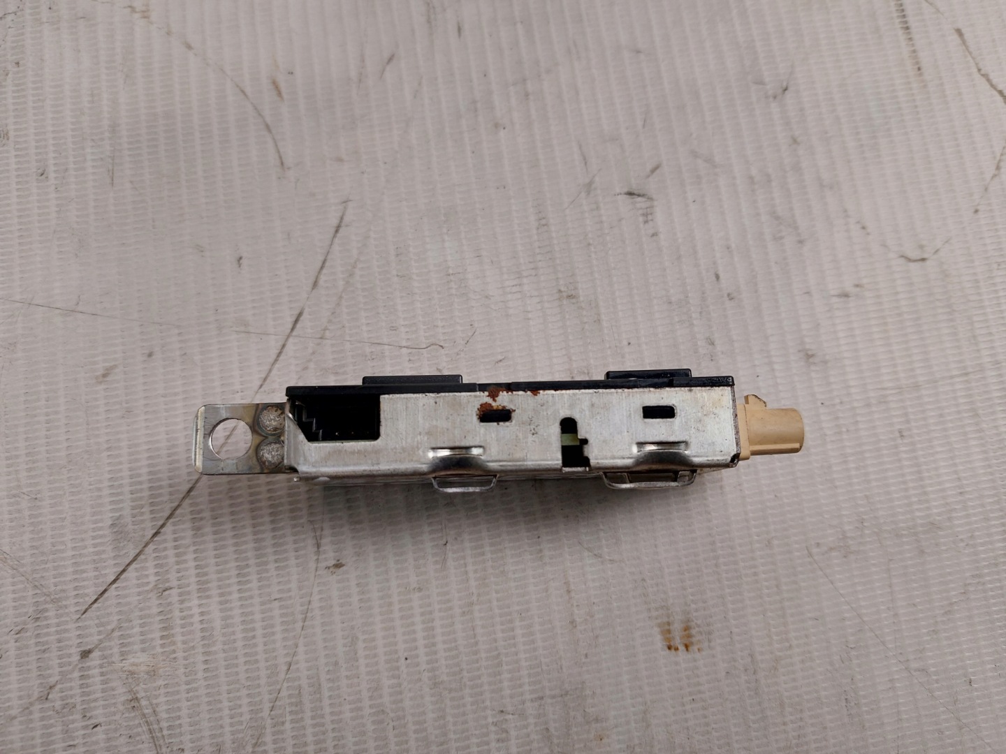 amplificatore ANTENY AUDI A4 B8 KOMBI