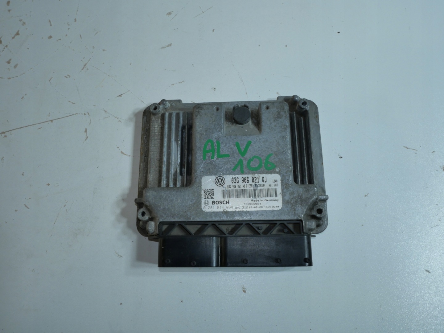 control unit of the engine 2.0TDI VW SEAT 03G906021QJ