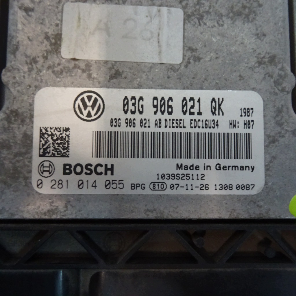 VW GOLF 5 1.9TDI unité de commande électronique uce 03G906021QK