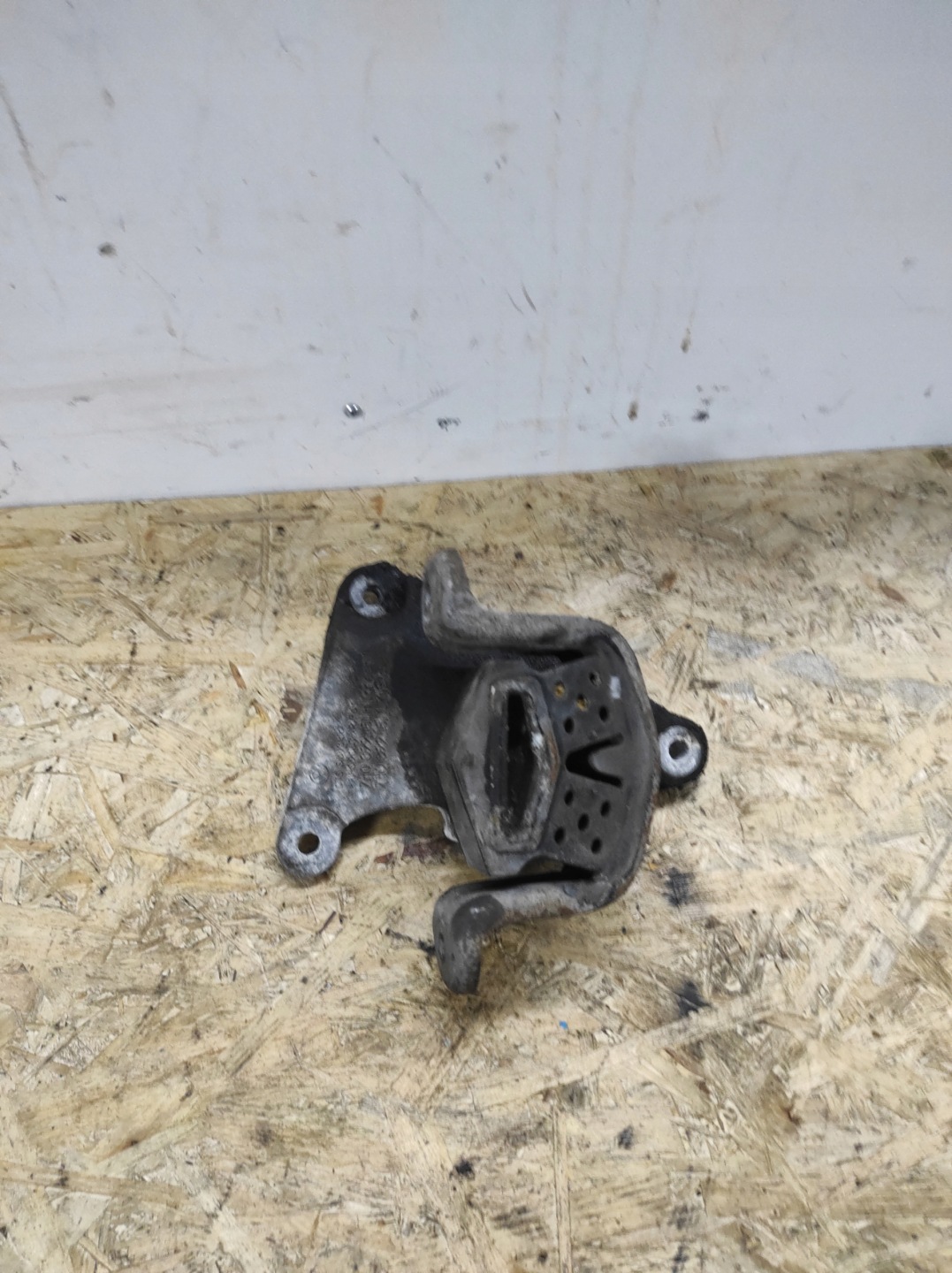 VW T6 MANUAL support gearbox mounting