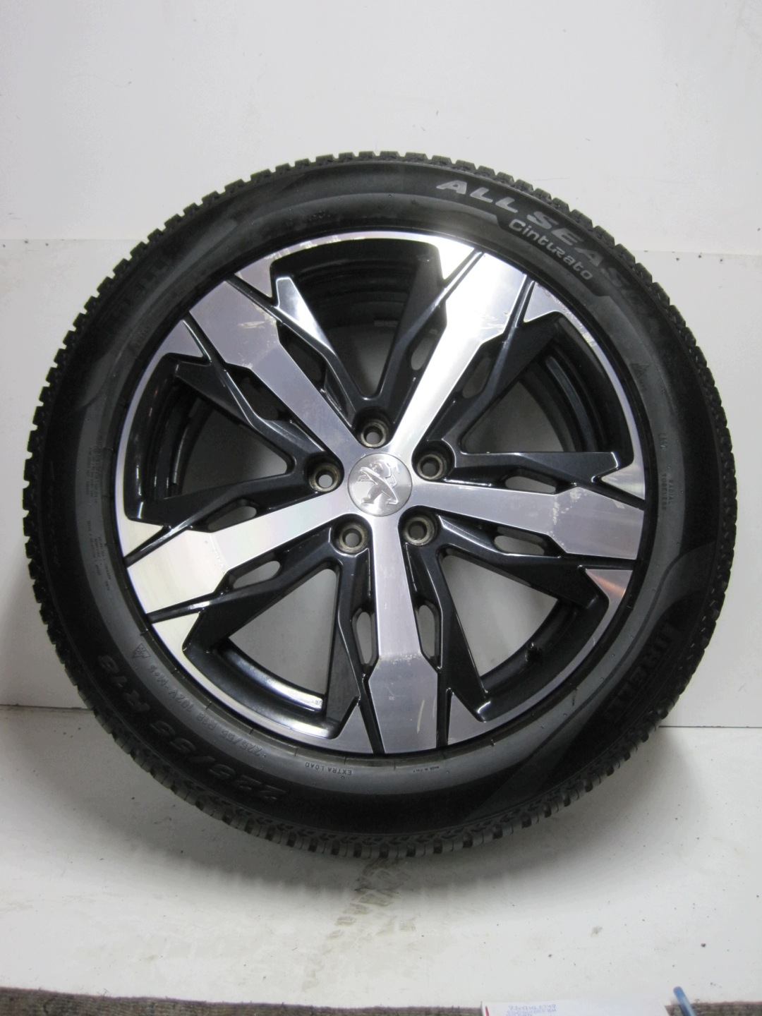 wheels discs tyres PEUGEOT 5008 II R18 2 7 MM
